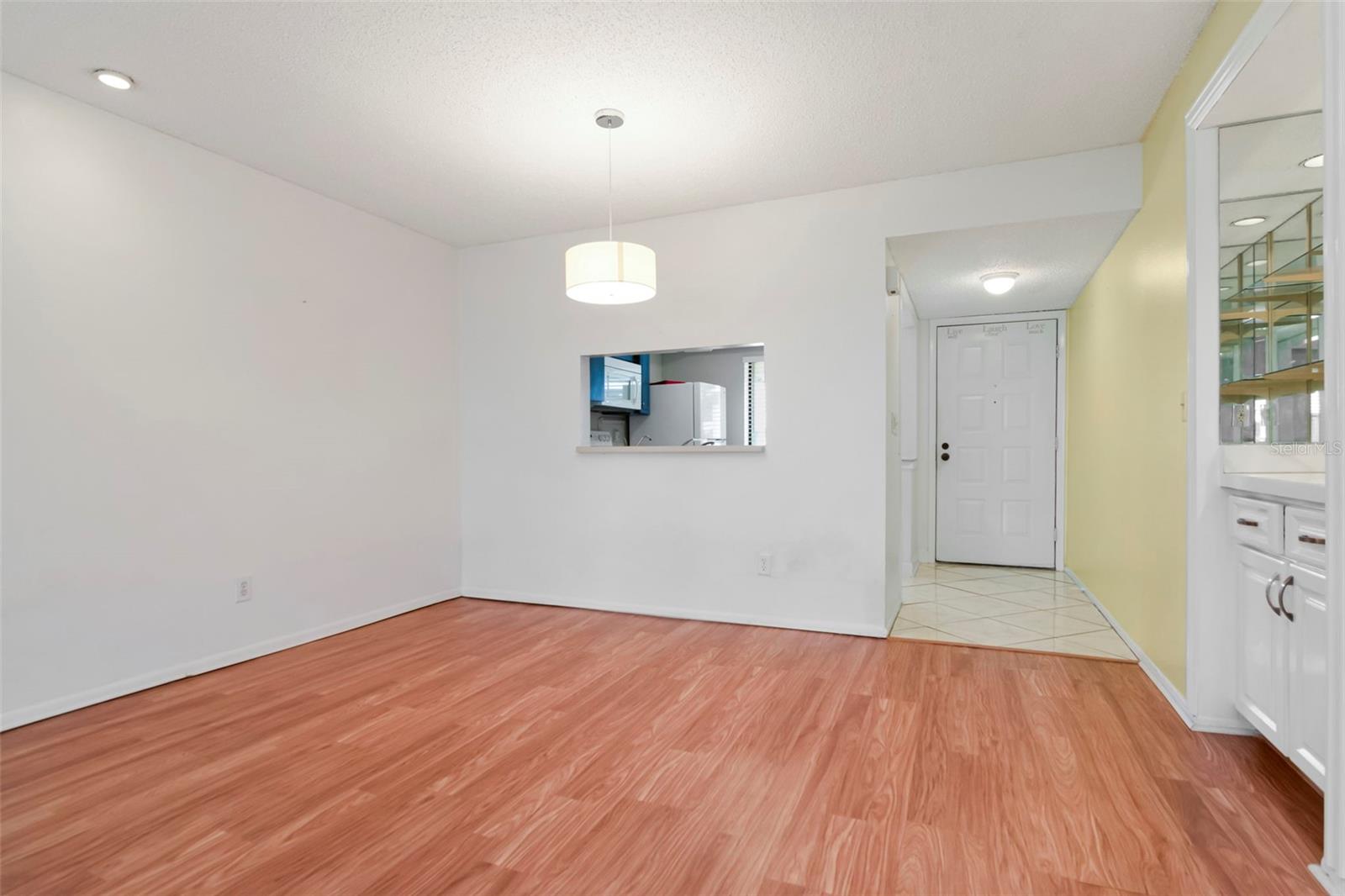 2569 Laurelwood Dr #11b Property Photo 14