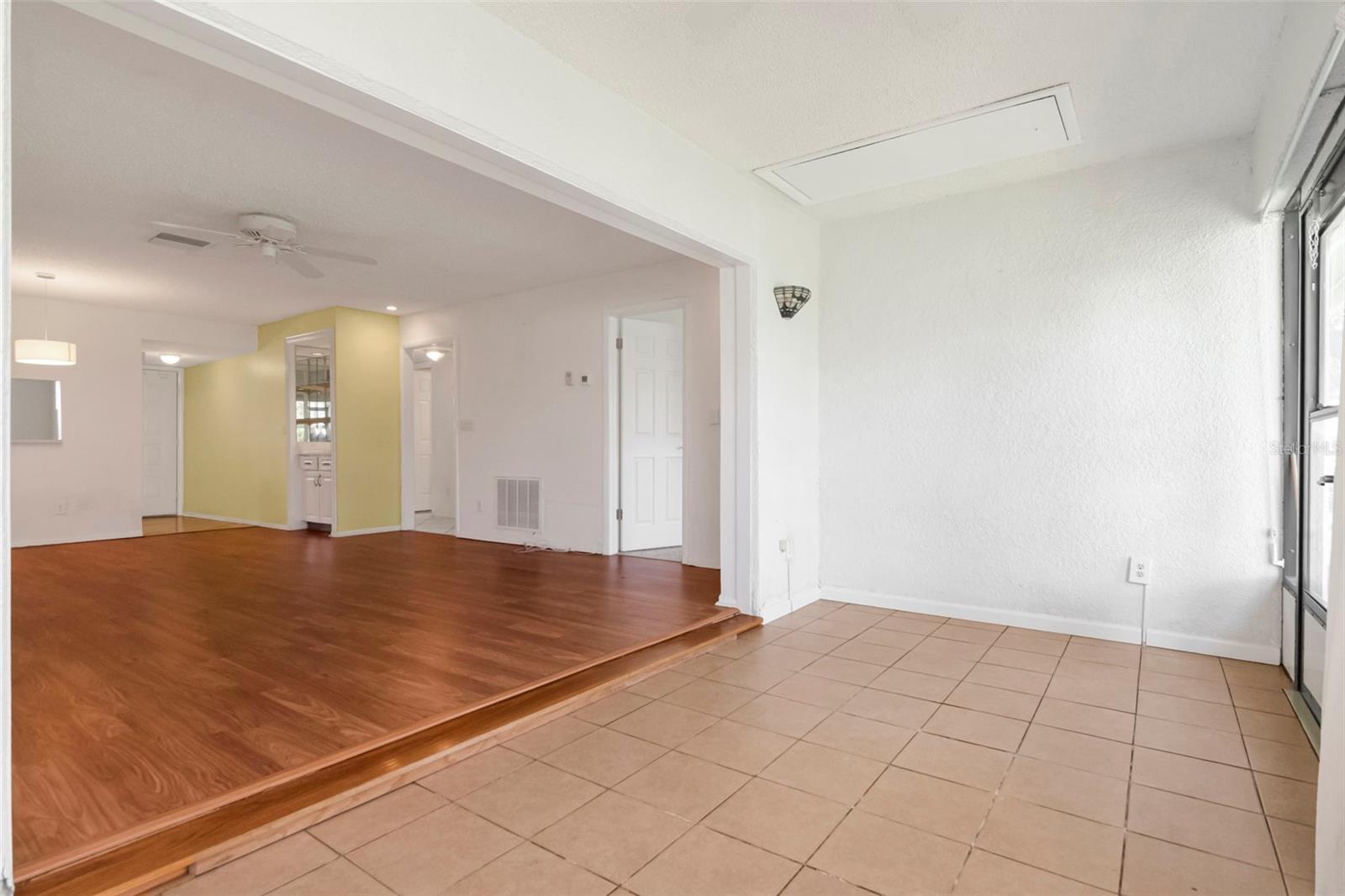 2569 Laurelwood Dr #11b Property Photo 21