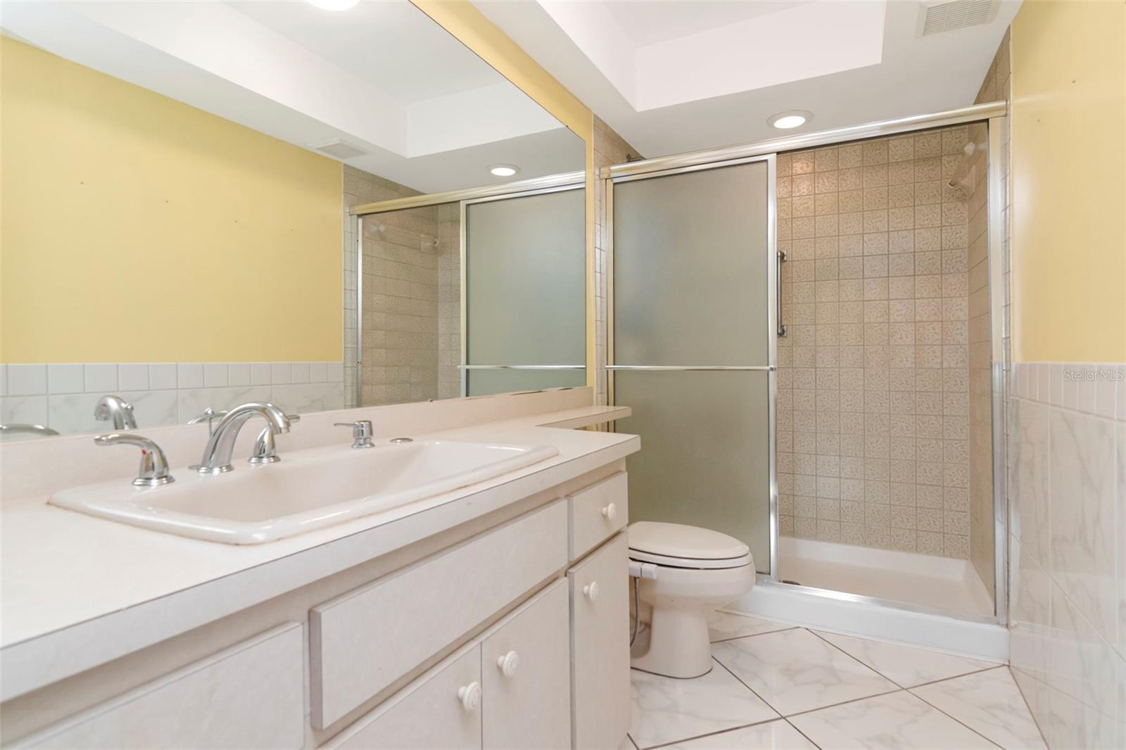 2569 Laurelwood Dr #11b Property Photo 27
