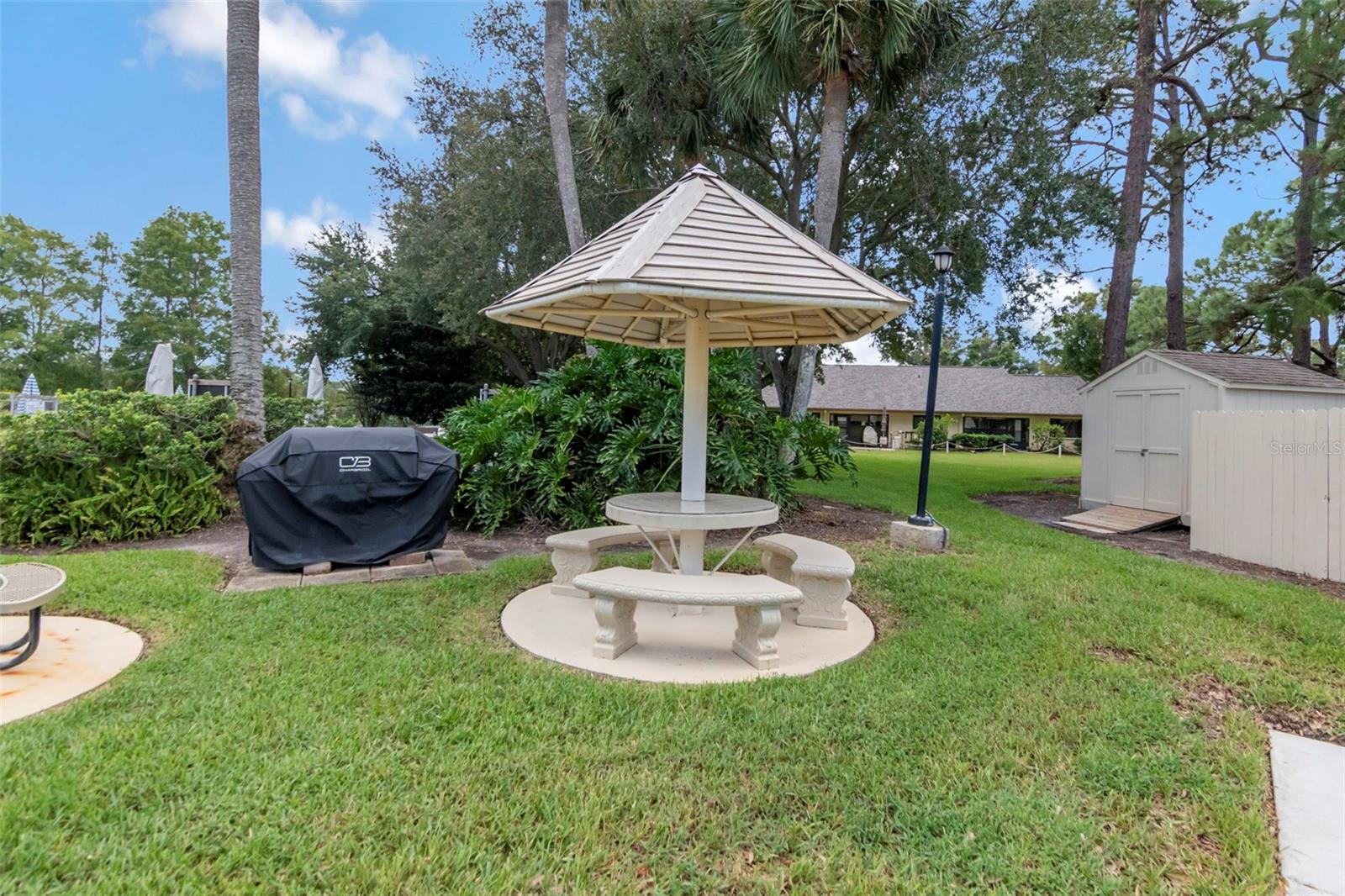 2569 Laurelwood Dr #11b Property Photo 37