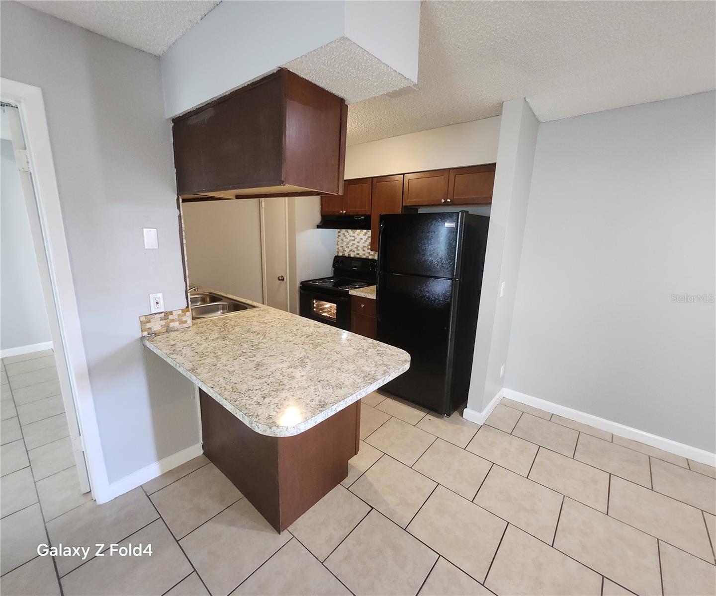 239 Red Maple Pl Property Photo 4