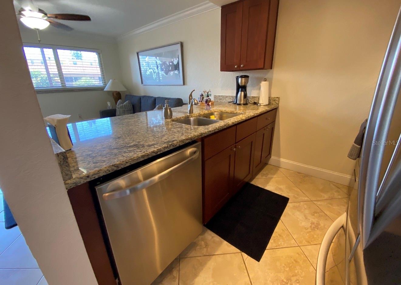 10265 Gulf Blvd #b314 Property Photo 11