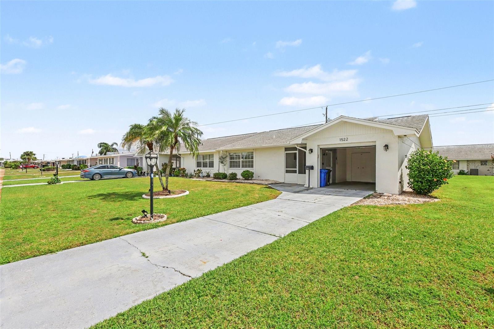 1522 BELLE GLADE AVE Property Photo 1