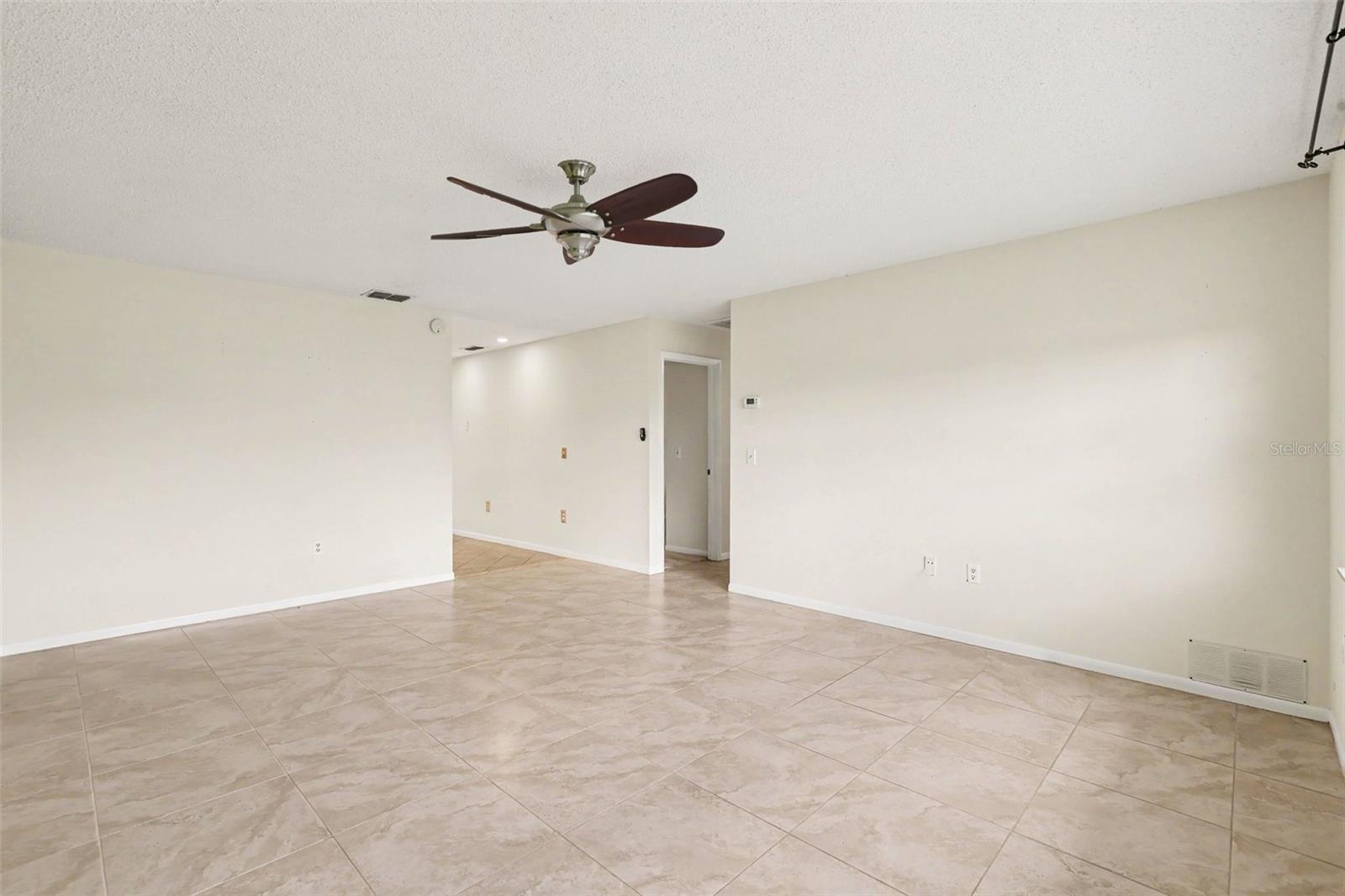 1522 Belle Glade Ave Property Photo 7