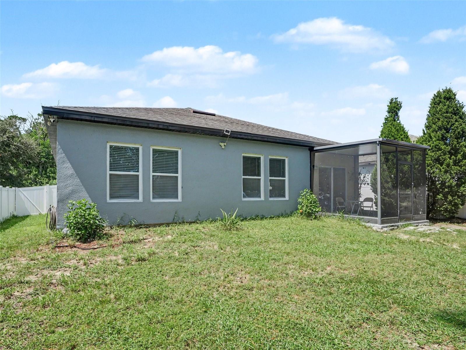 1096 Roberta Rd Property Photo 15