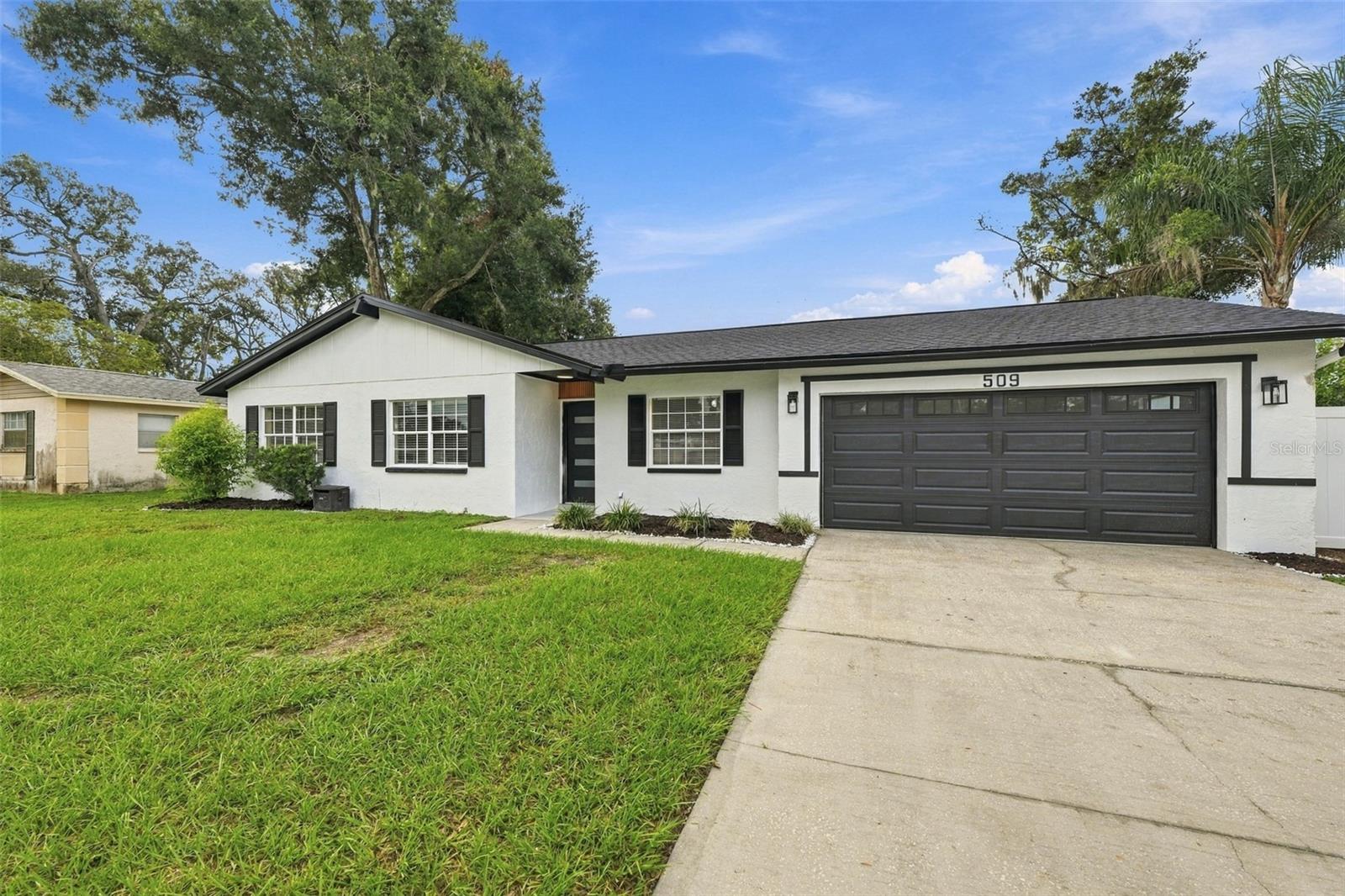 509 Clemons Rd Property Photo 3