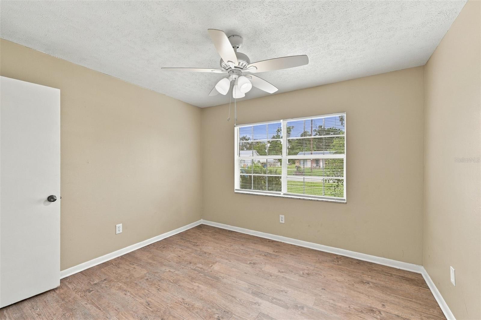 509 Clemons Rd Property Photo 17