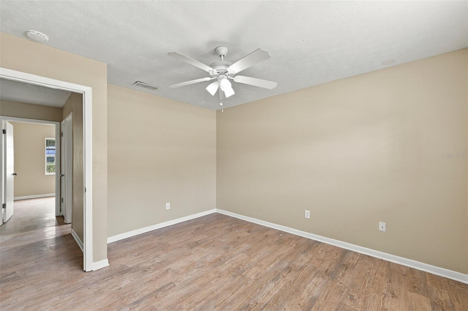 509 Clemons Rd Property Photo 22