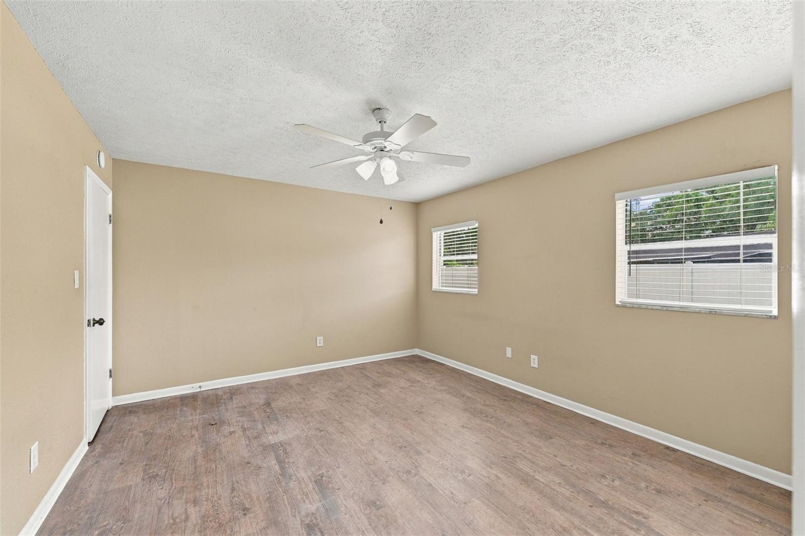 509 Clemons Rd Property Photo 27