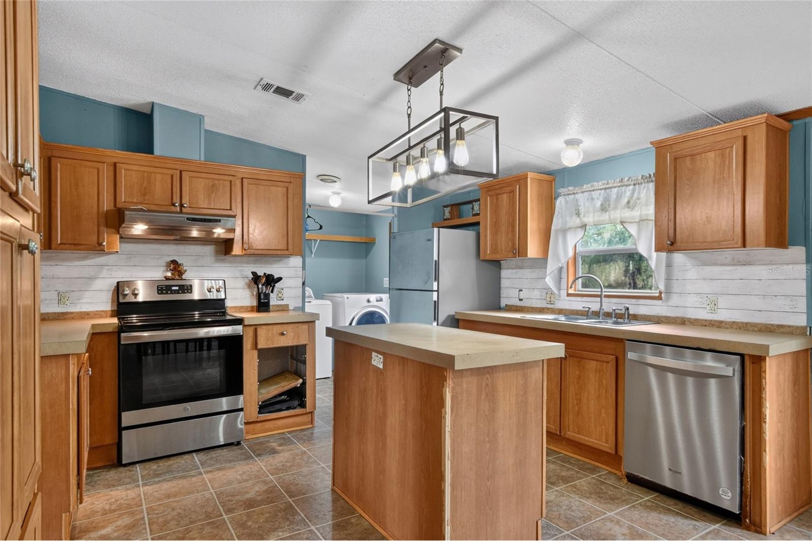 20431 Keene Rd Property Photo 20
