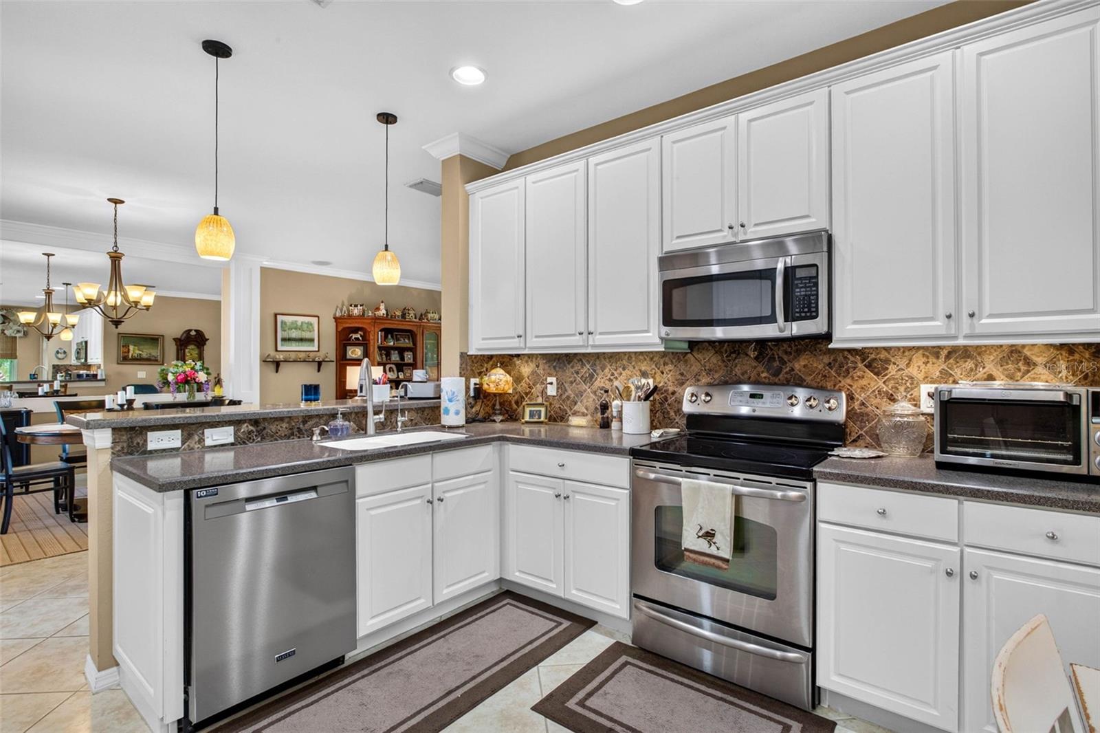 16143 Amethyst Key Dr. Property Photo 12