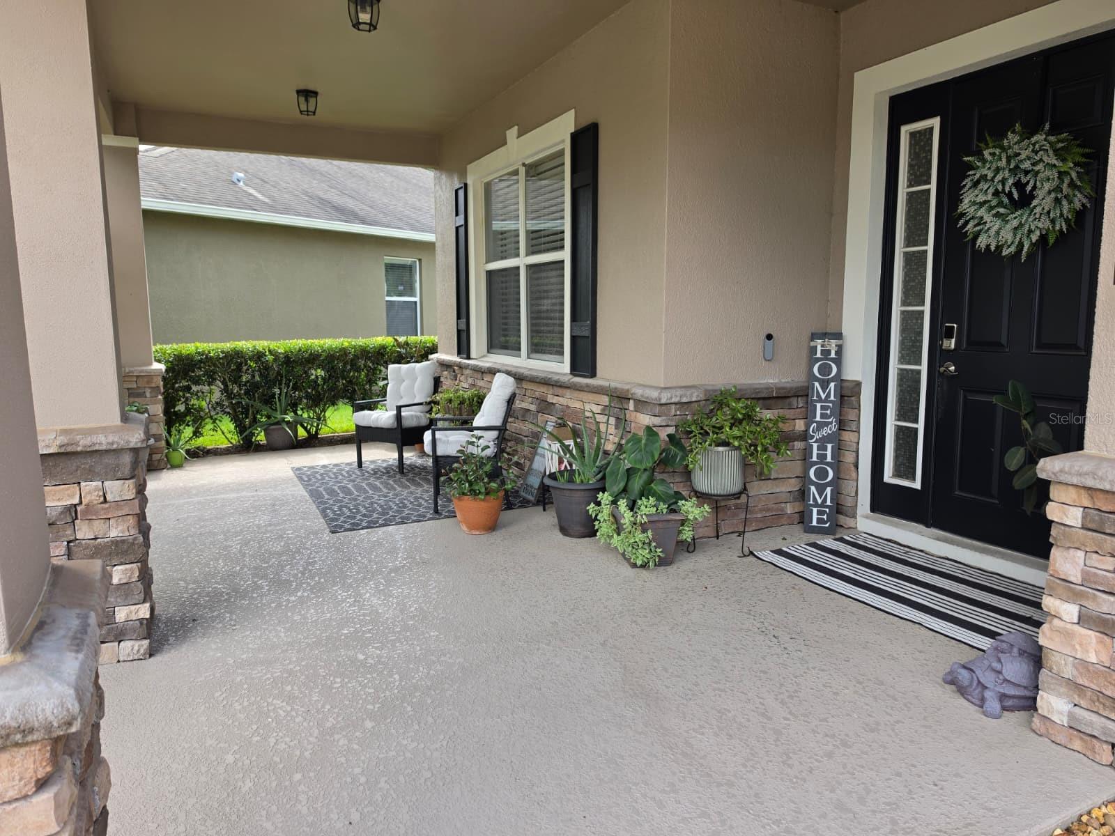20012 Bright Oak Ct Property Photo 2