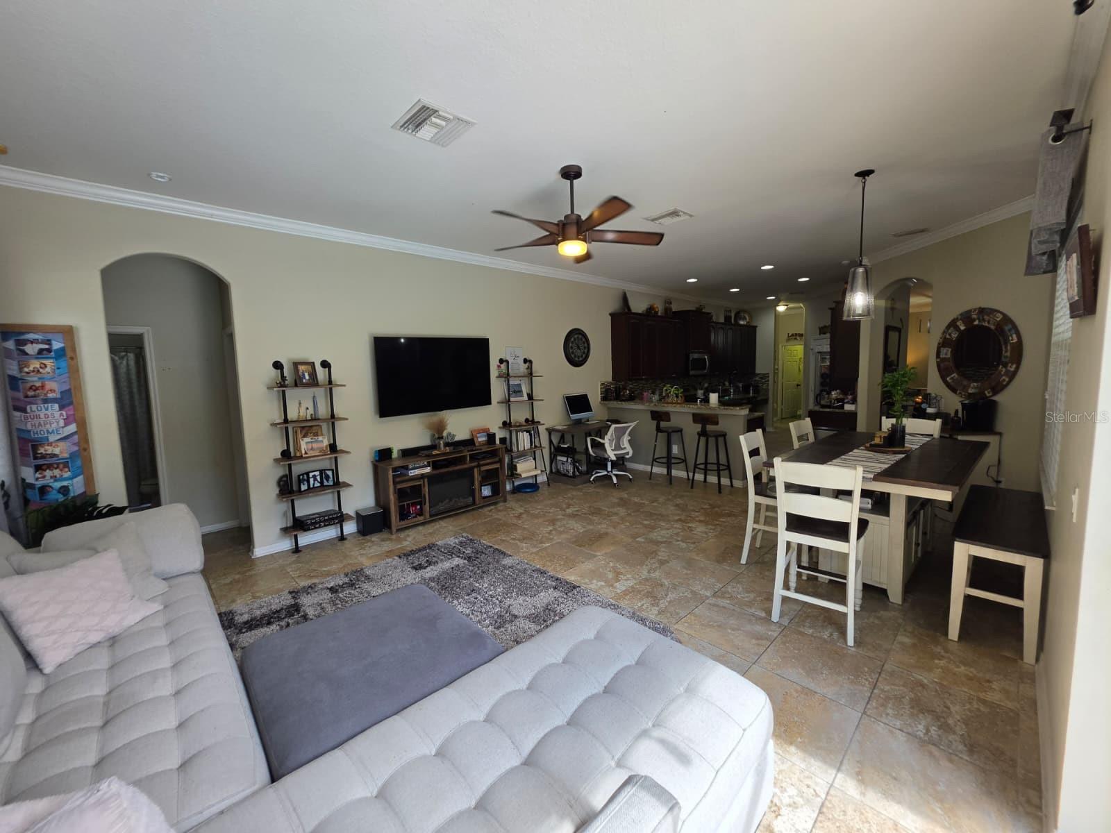 20012 Bright Oak Ct Property Photo 11