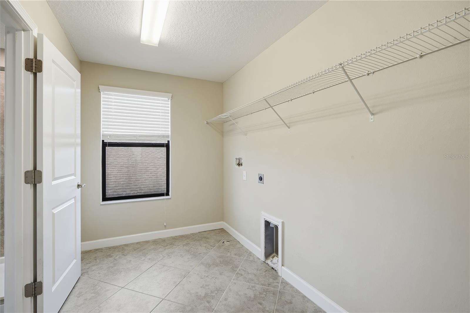 11929 Twilight Darner Pl Property Photo 21