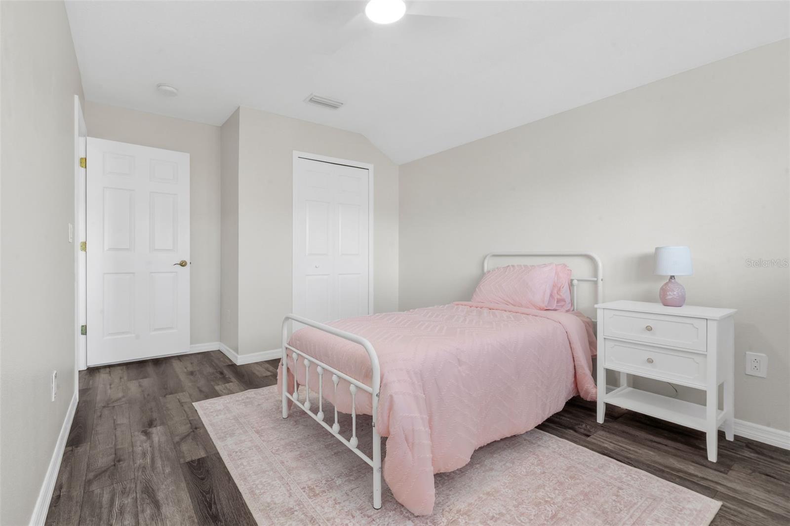 6422 Bridgecrest Dr Property Photo 33