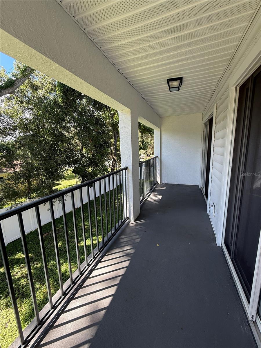 655 3rd Ave N #d Property Photo 13