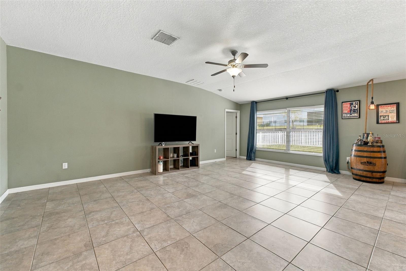 6645 Wagon Trail St Property Photo 4