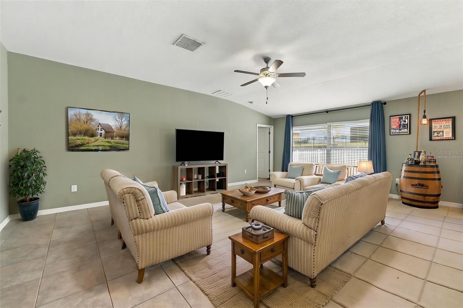 6645 Wagon Trail St Property Photo 5