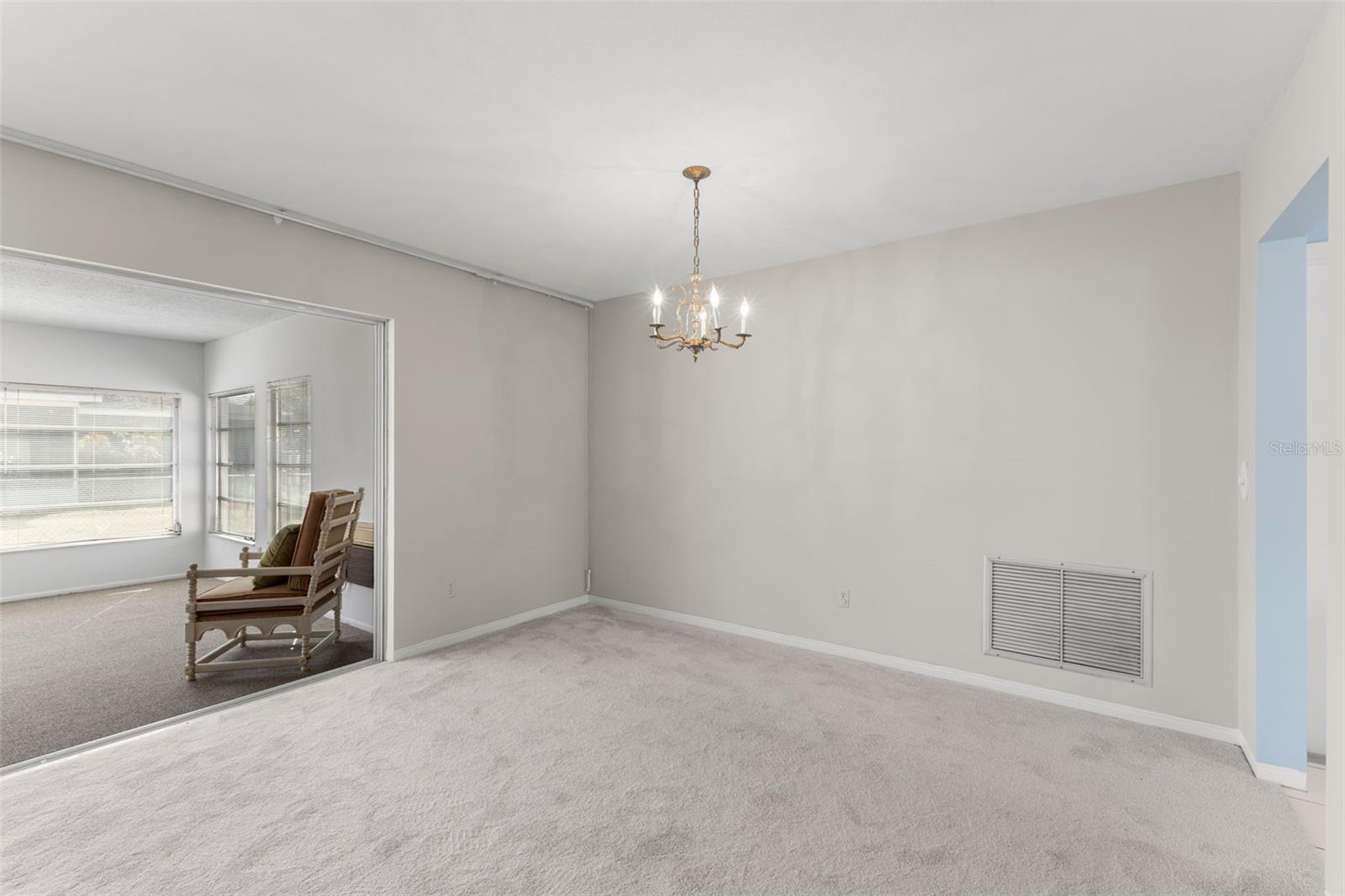 2019 High Ridge Dr Property Photo 7