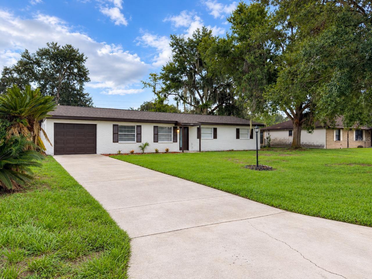 1515 Stacy Dr Property Photo 3