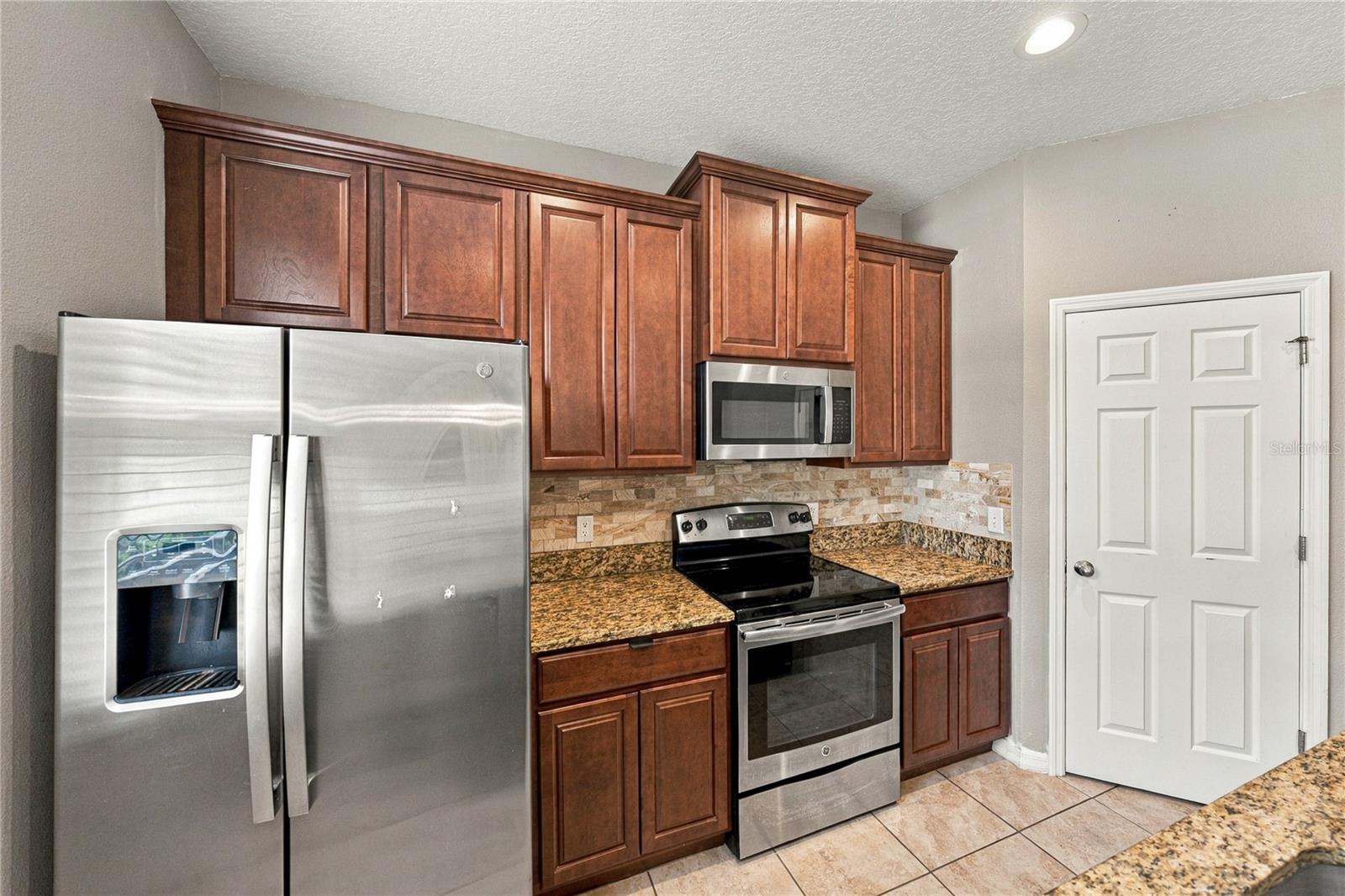 30805 Satinleaf Run Property Photo 17