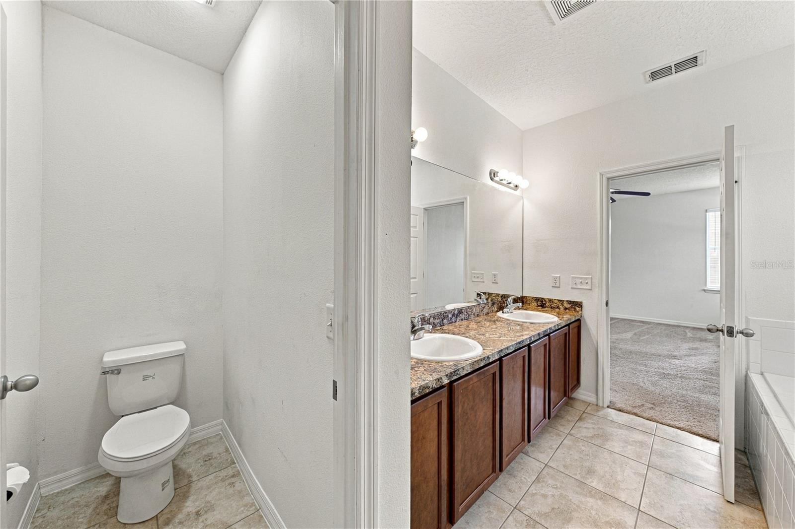 30805 Satinleaf Run Property Photo 37