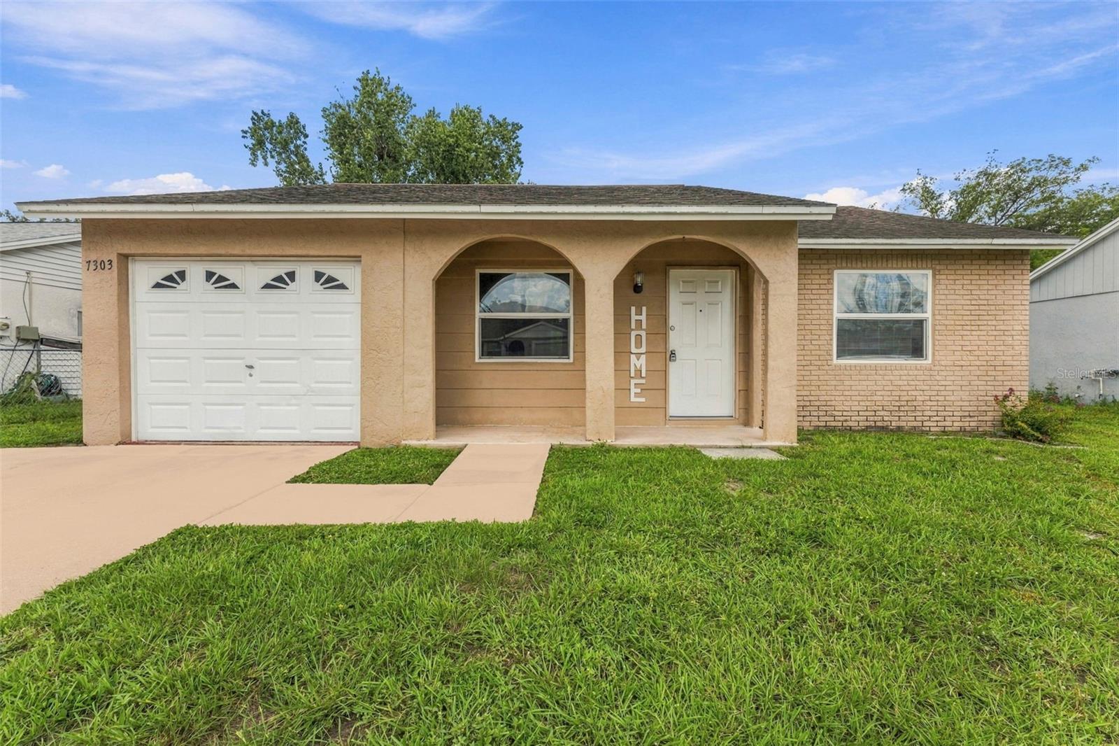 7303 Riverbank Dr Property Photo 1