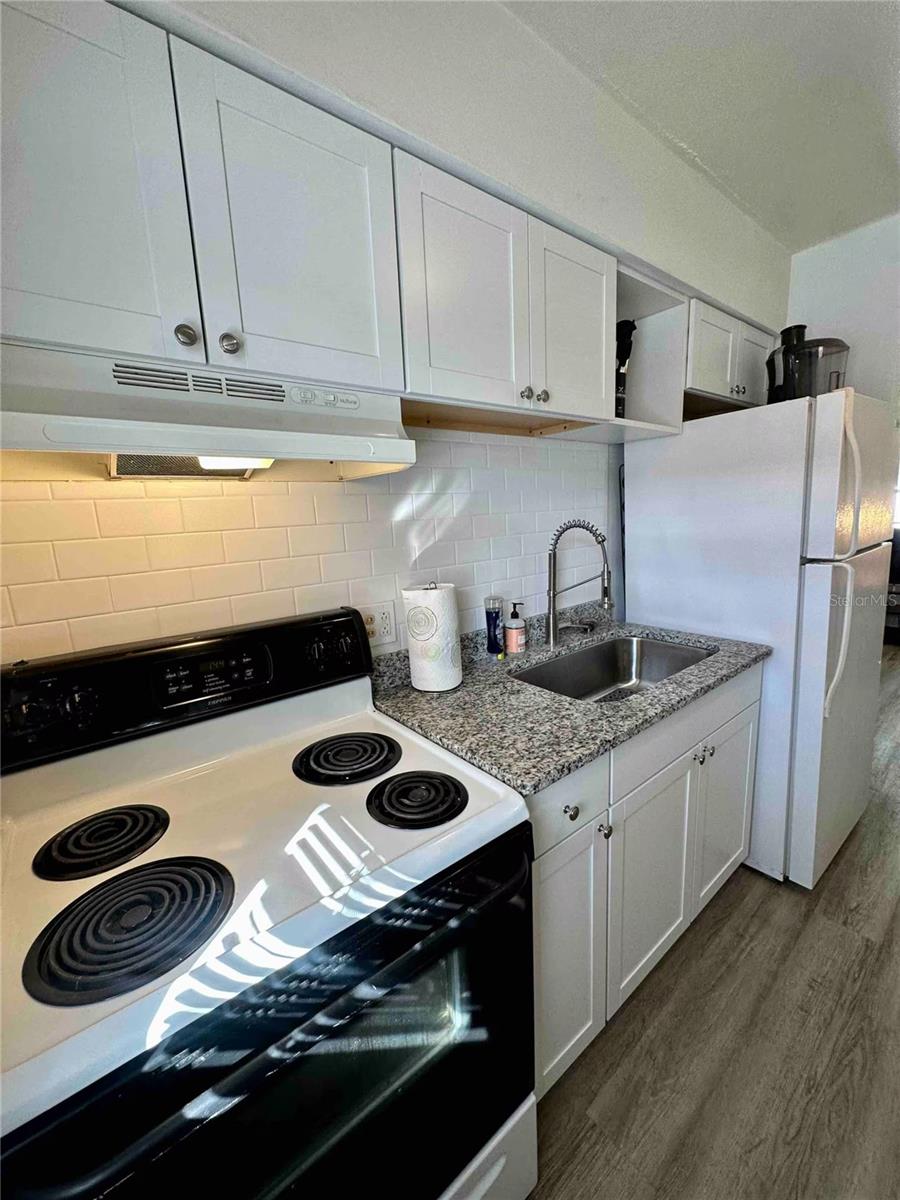 7460 34th St N Property Photo 7