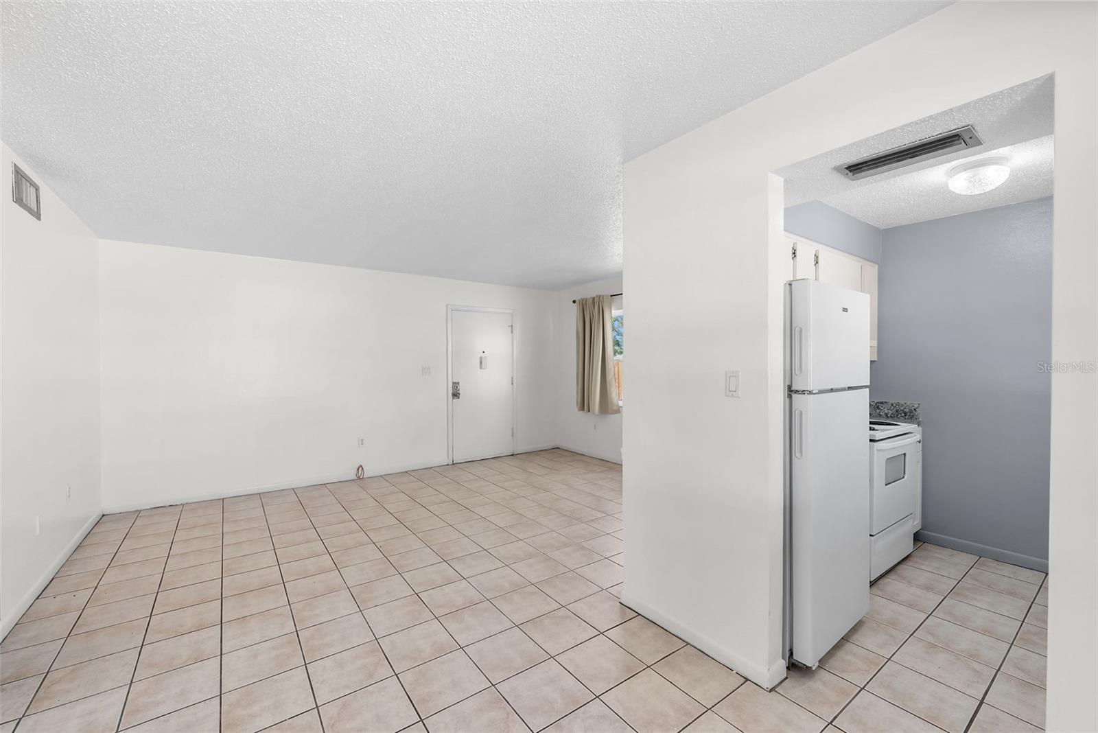 1229 Franklin Cir Se Property Photo 11