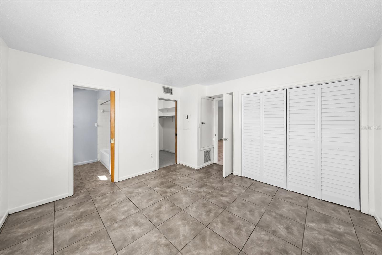 1229 Franklin Cir Se Property Photo 18