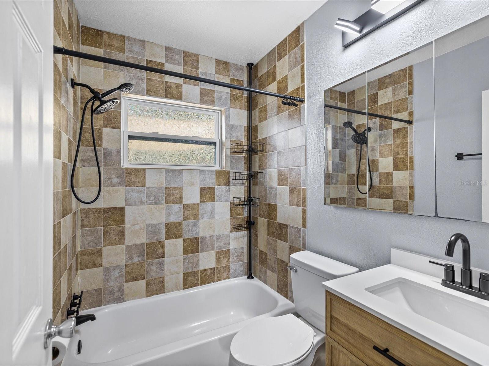 1168 Keene Rd Property Photo 14