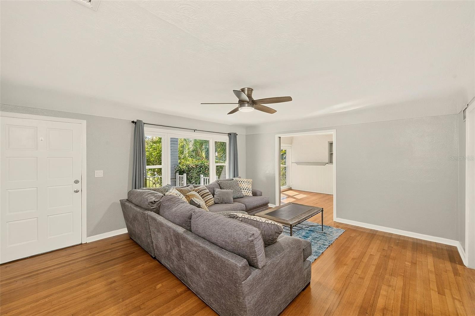 100 N Arcturas Ave Property Photo 12