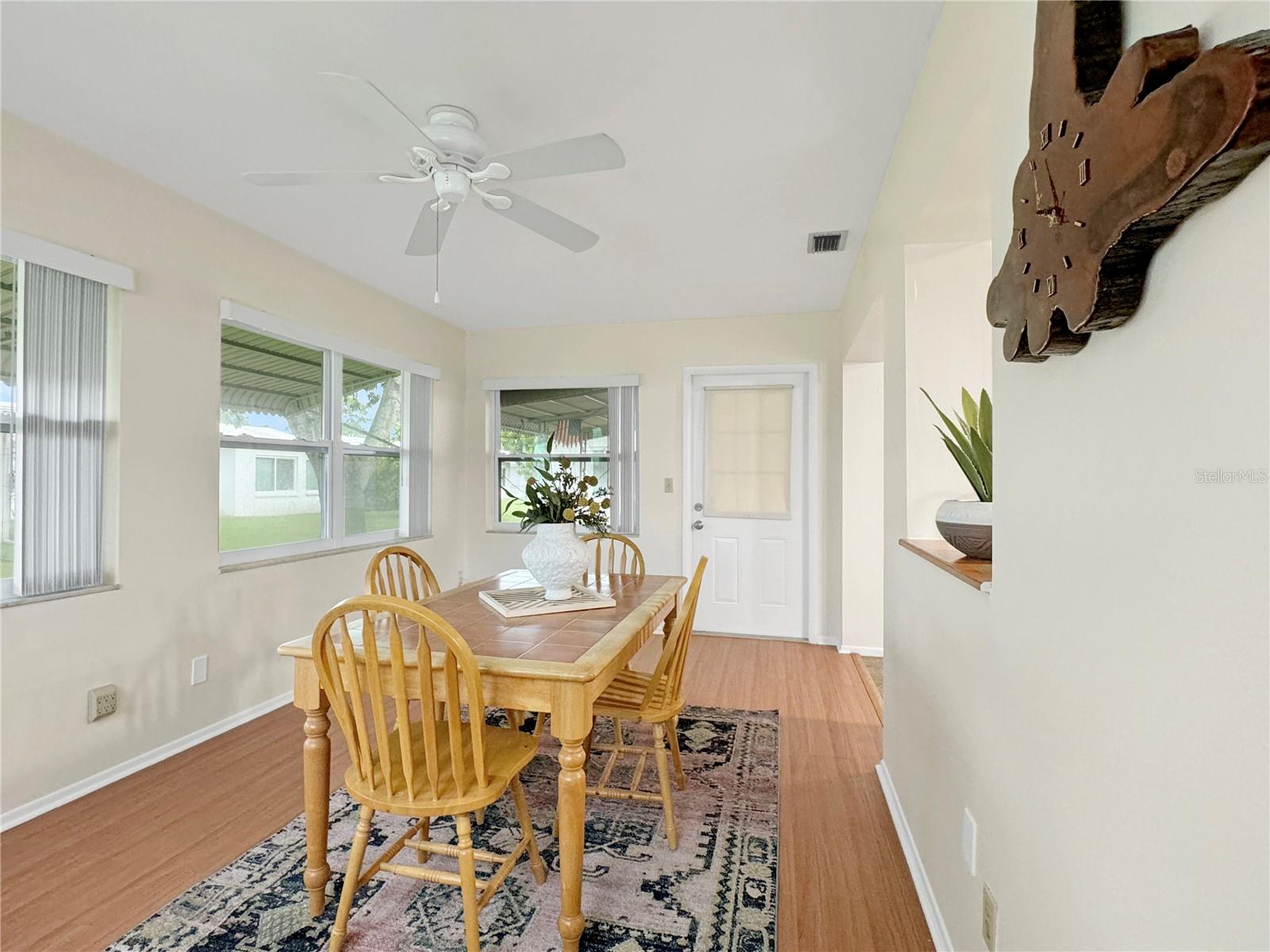 9737 36th Way N Property Photo 10