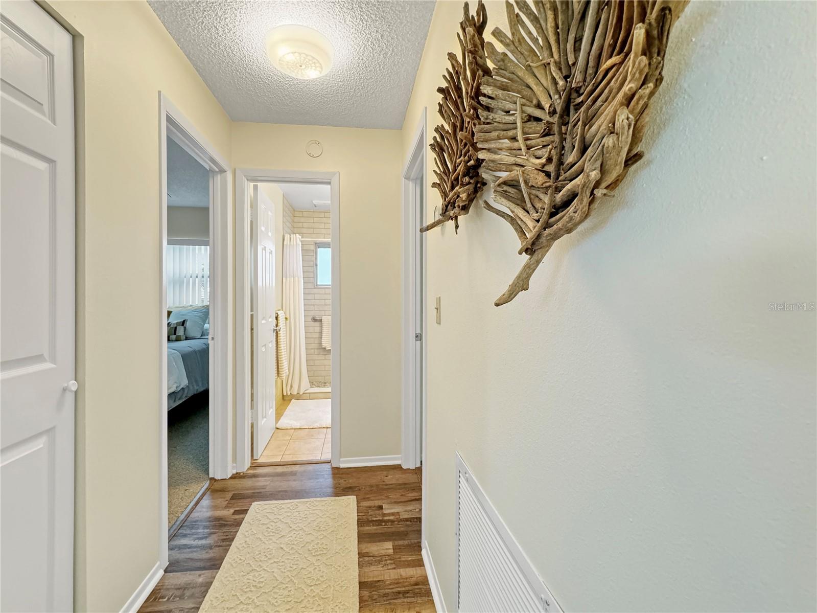 9737 36th Way N Property Photo 14