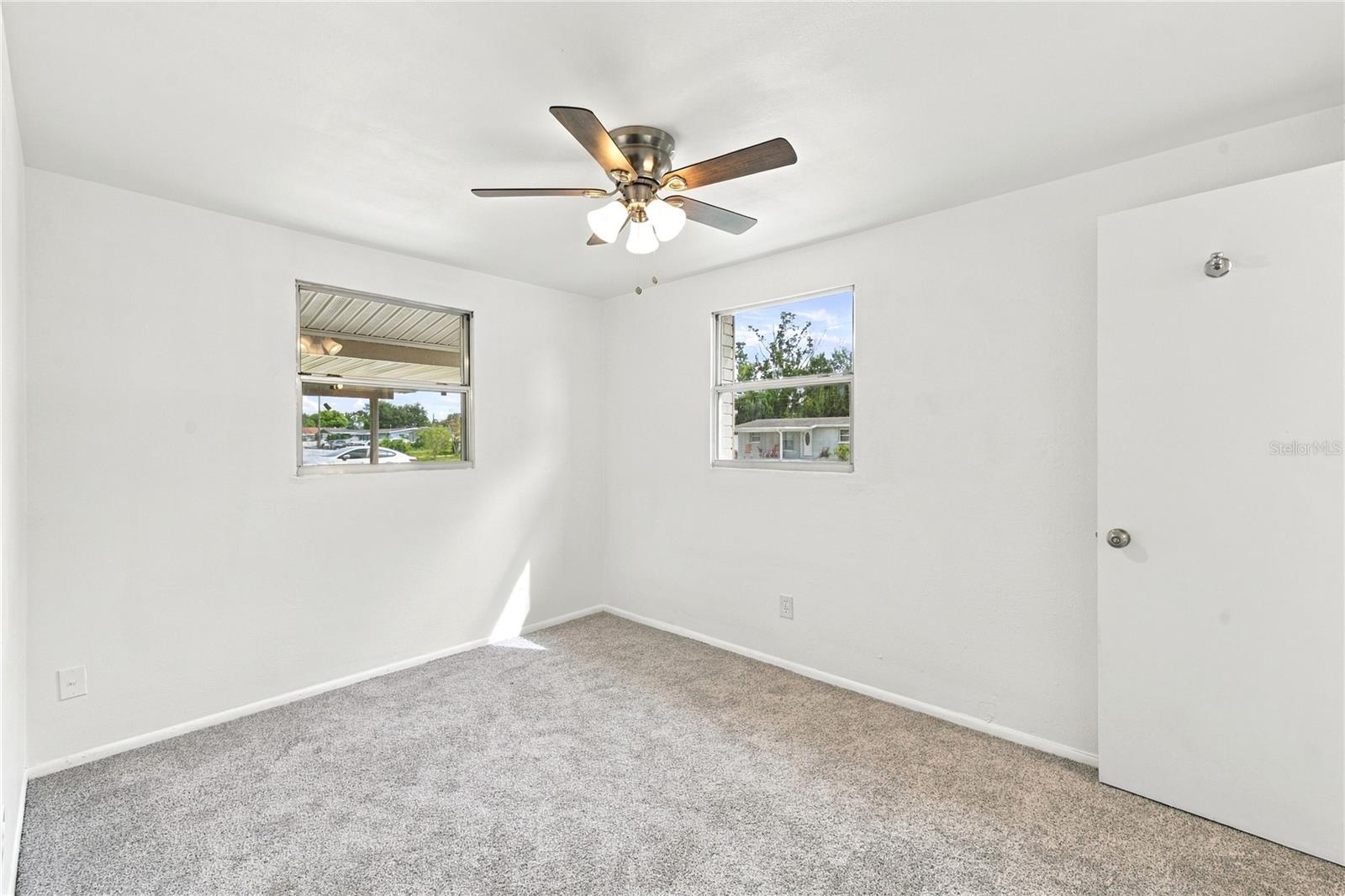 4535 W Hanna Ave Property Photo 9
