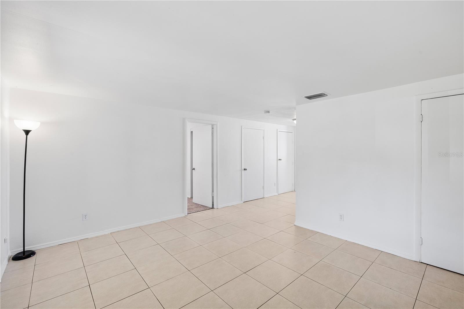 4535 W Hanna Ave Property Photo 19