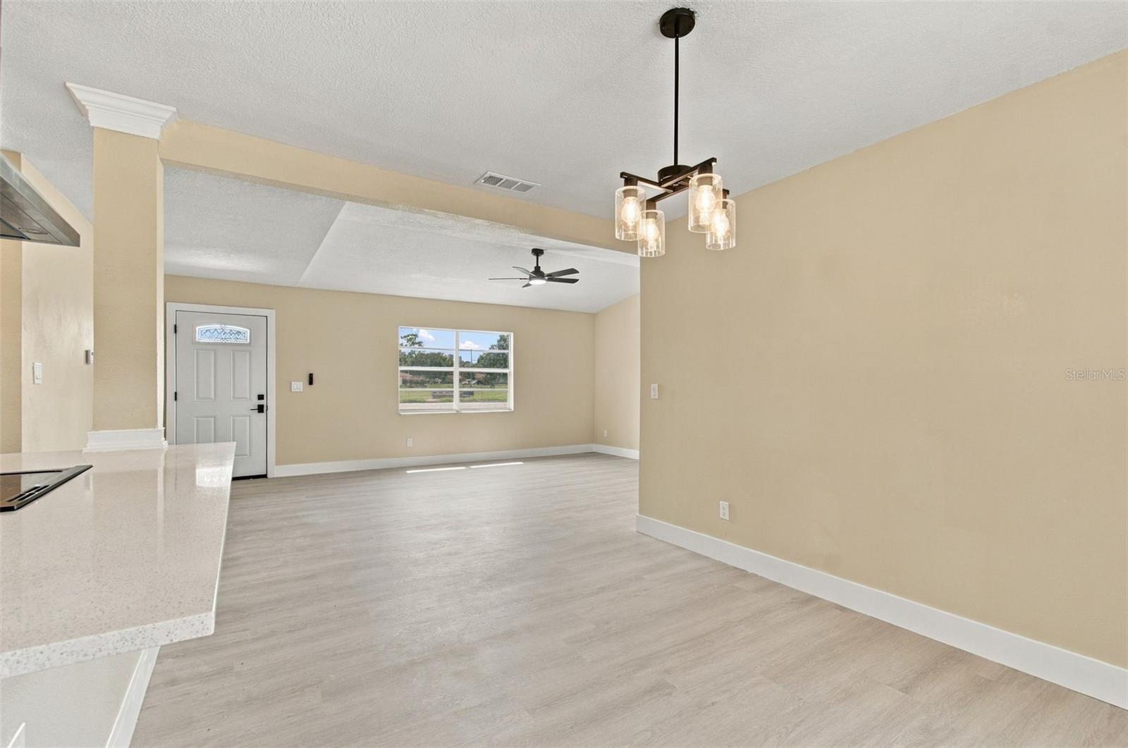 9007 Spring Hill Dr Property Photo 13