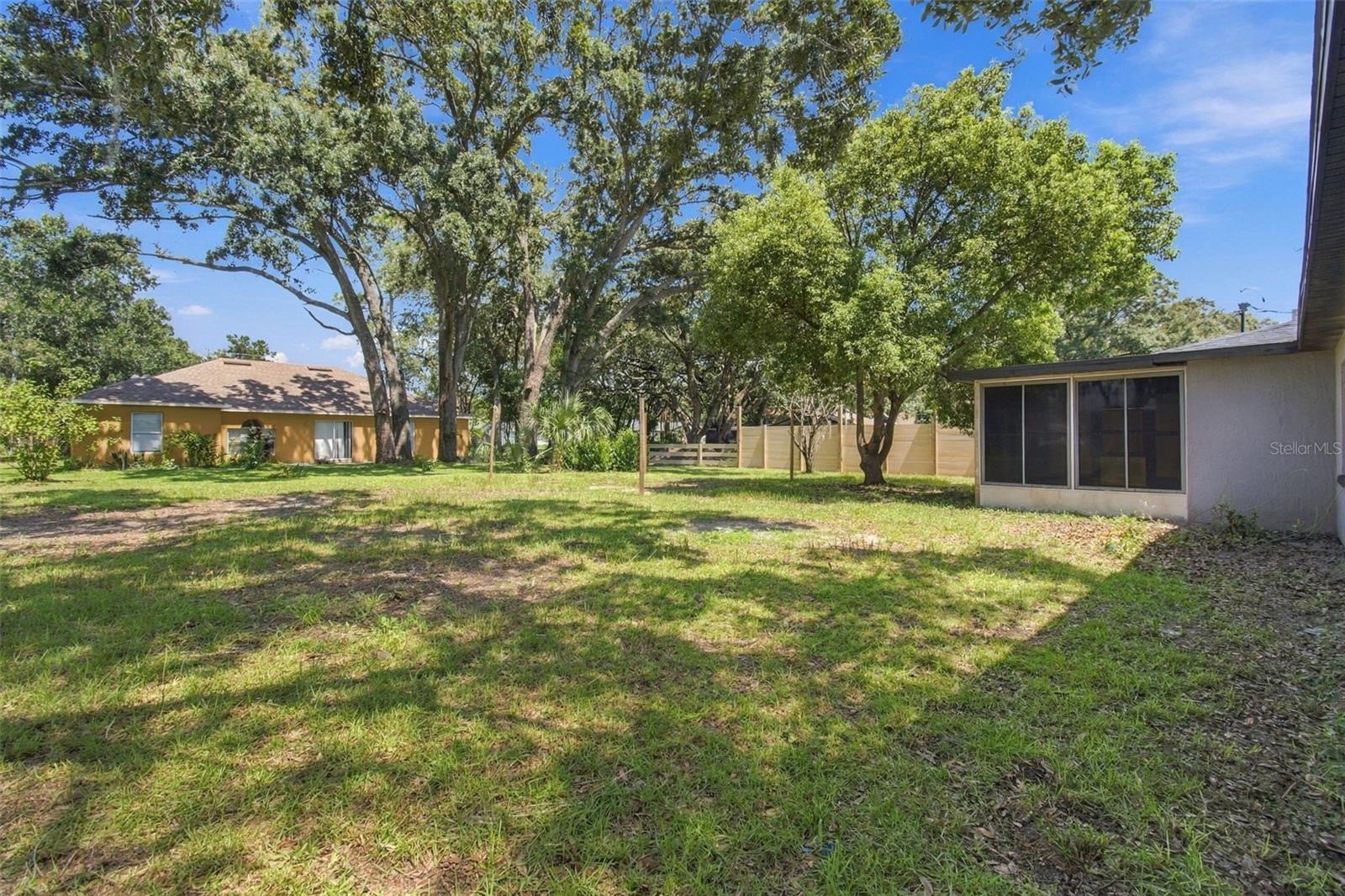 9007 Spring Hill Dr Property Photo 46