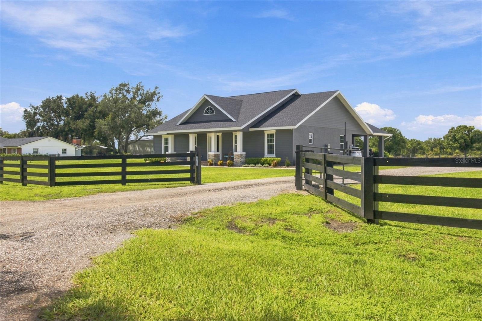 15607 Colding Loop Property Photo 3