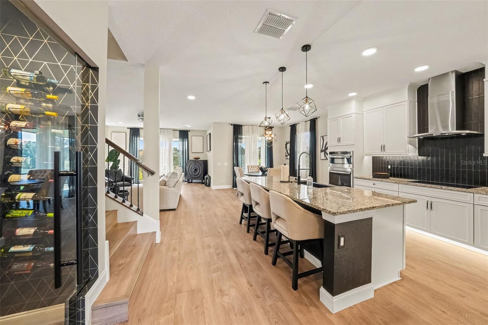 2648 Sunny Pebble Loop Property Photo 8
