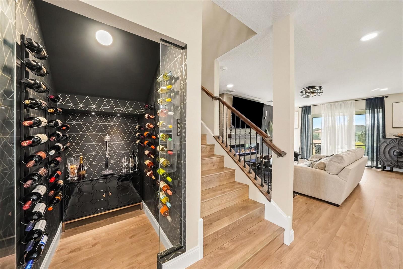 2648 Sunny Pebble Loop Property Photo 13