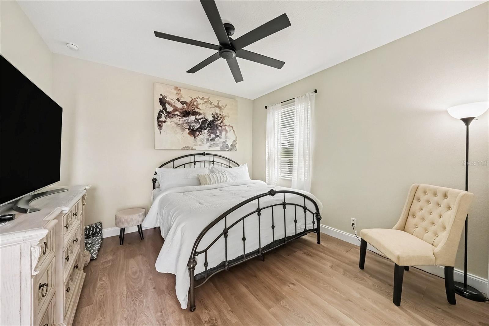 2648 Sunny Pebble Loop Property Photo 24