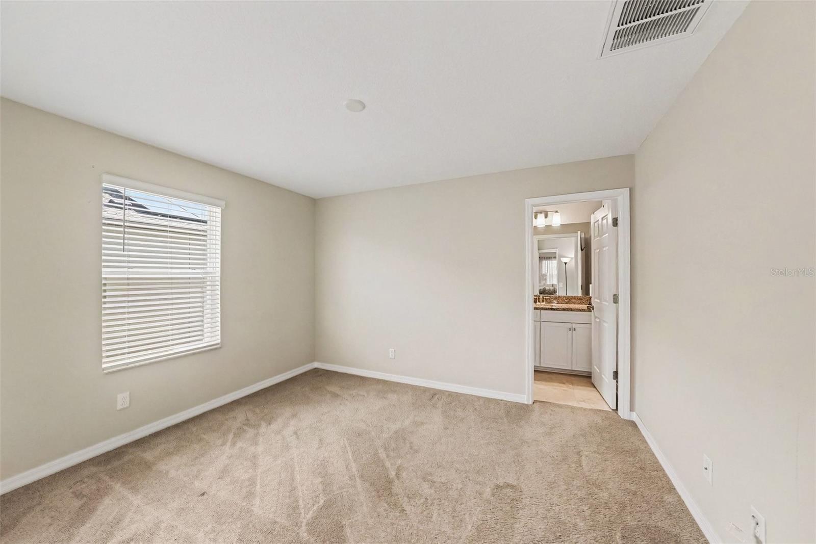2648 Sunny Pebble Loop Property Photo 25