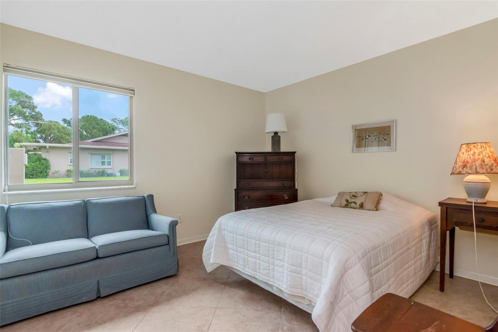 2452 Laurelwood Dr #c Property Photo 19