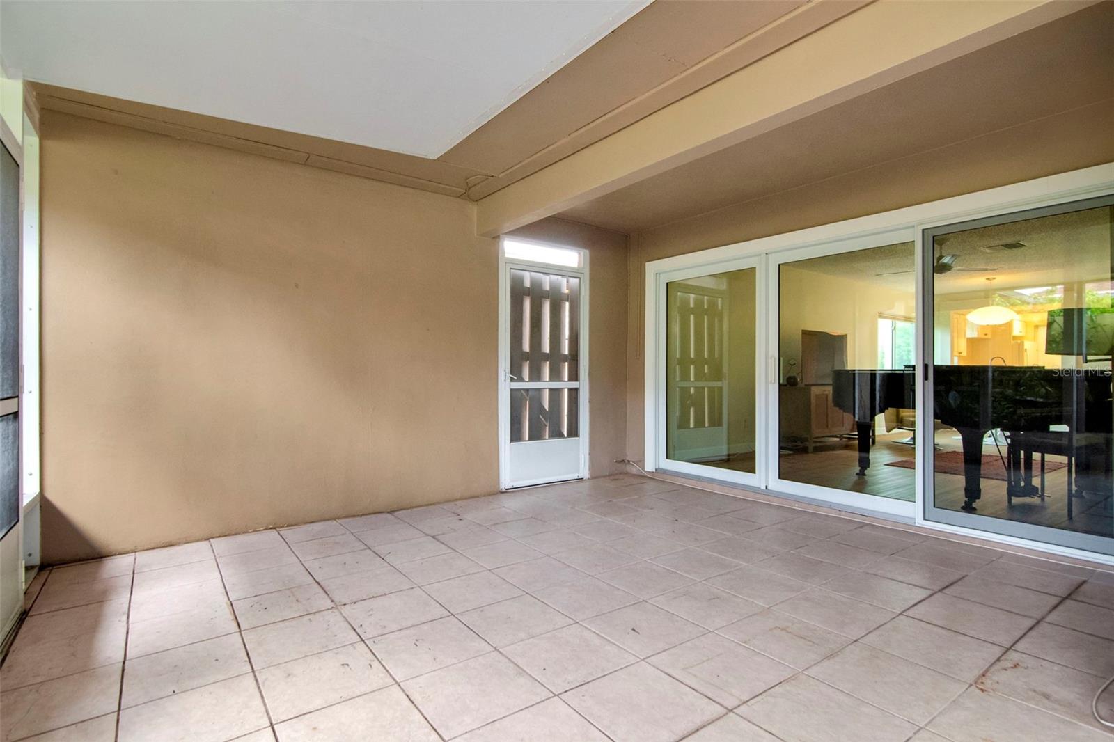2452 Laurelwood Dr #c Property Photo 31