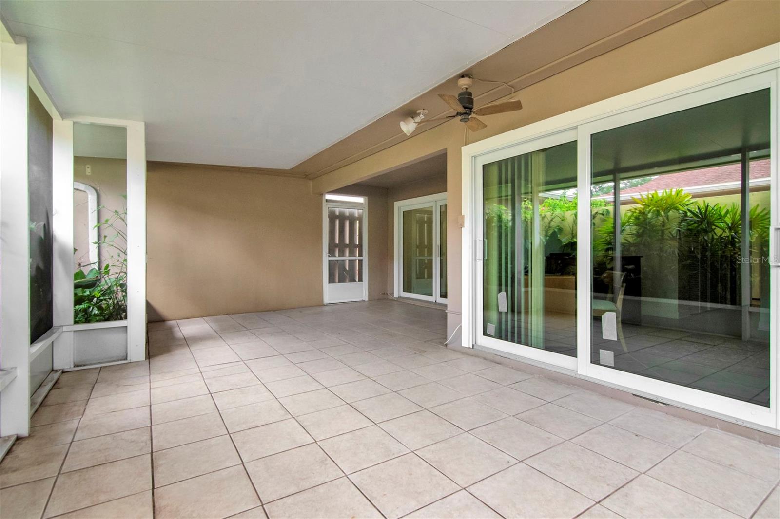 2452 Laurelwood Dr #c Property Photo 34