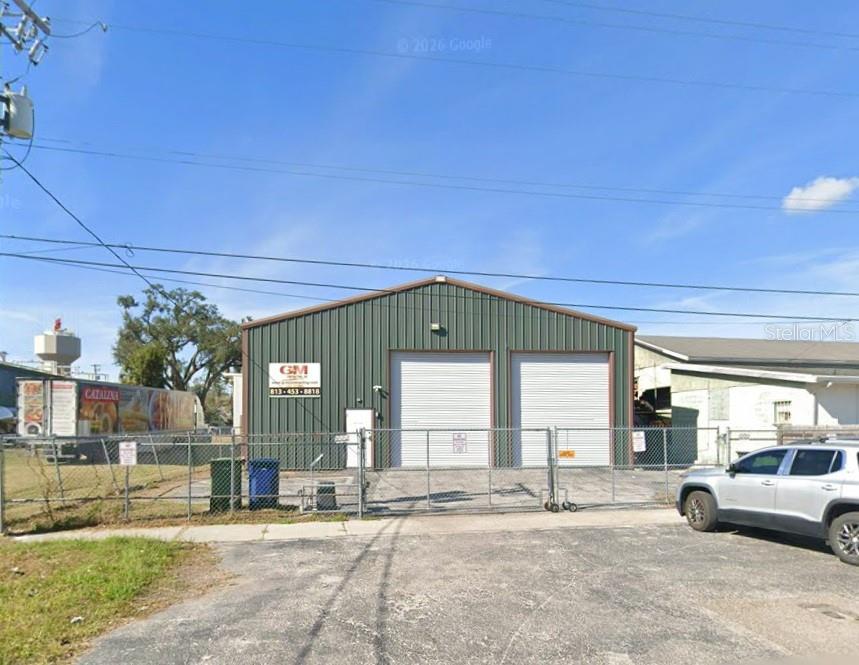 4716 N Manhattan Ave Property Photo 1
