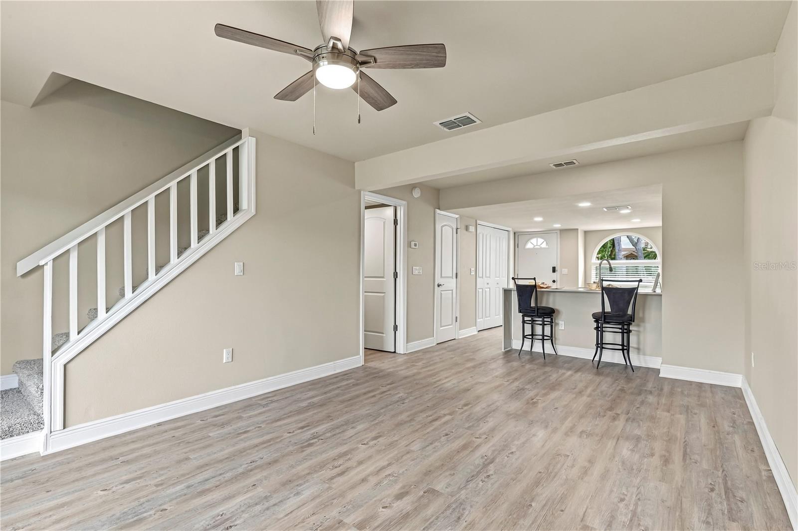 1202 Brigadoon Dr Property Photo 9
