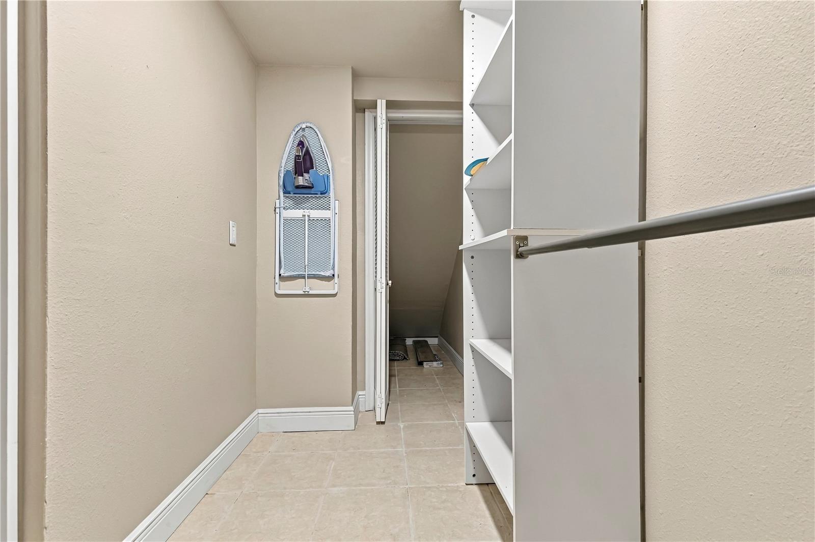 1202 Brigadoon Dr Property Photo 17