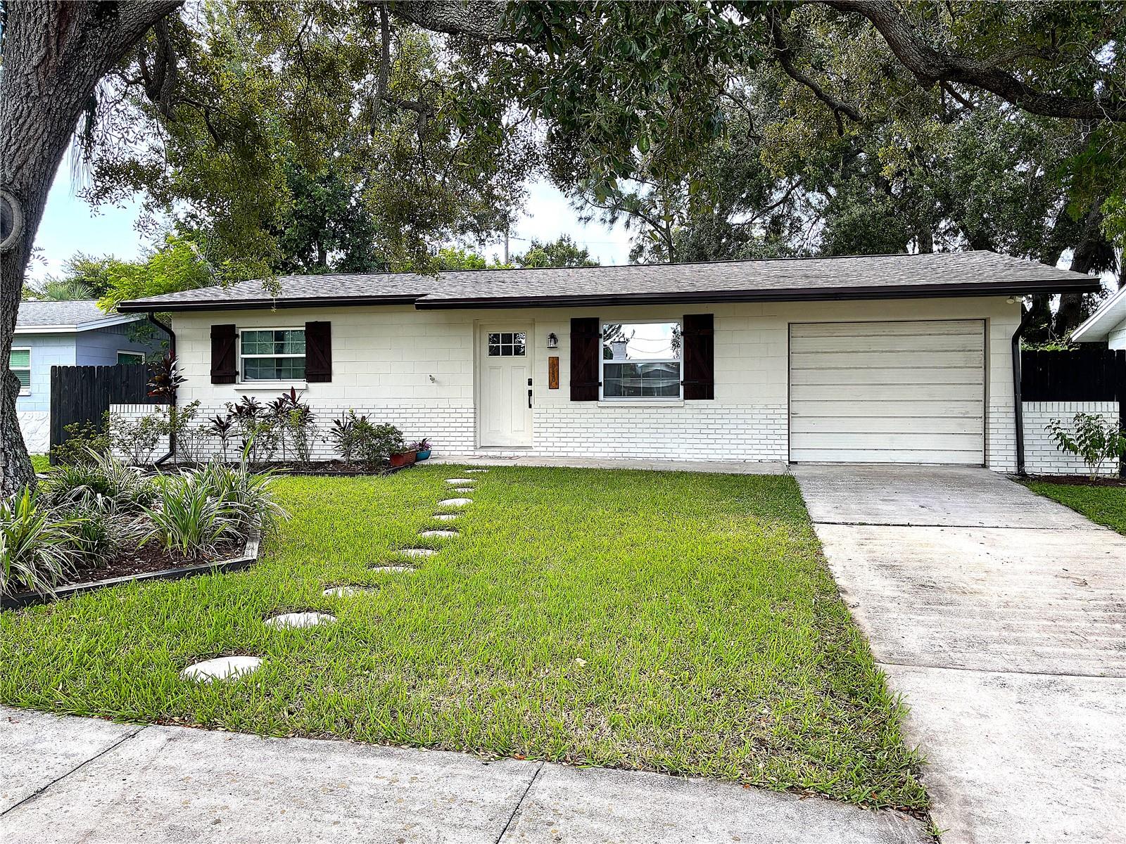 9150 50TH ST N Property Photo 1